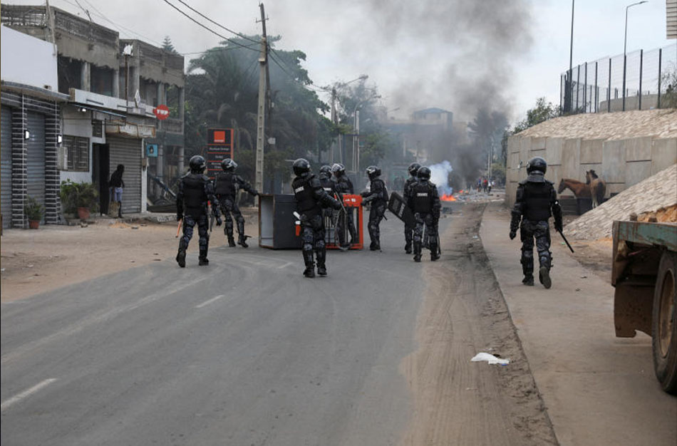 Sénégal : Deux morts dans des manifestations suite à la dissolution du parti d’Ousmane Sonko