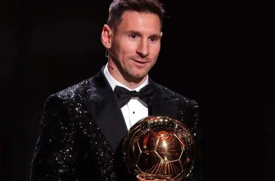 Football/Lionel Messi, octuple Ballon d’or