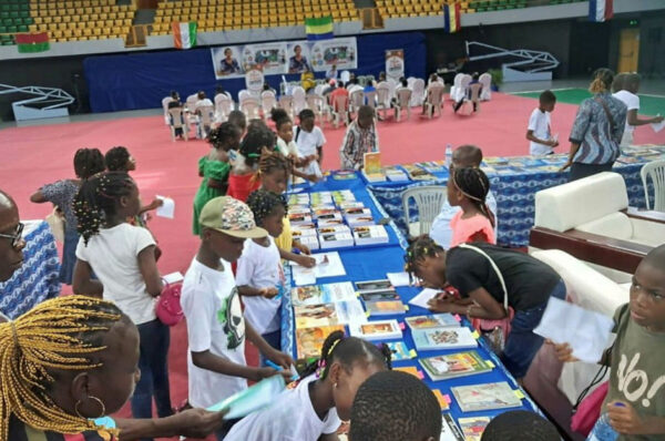 Littérature Jeunesse : le livre et ses métiers en lumière au 1er salon de Libreville.