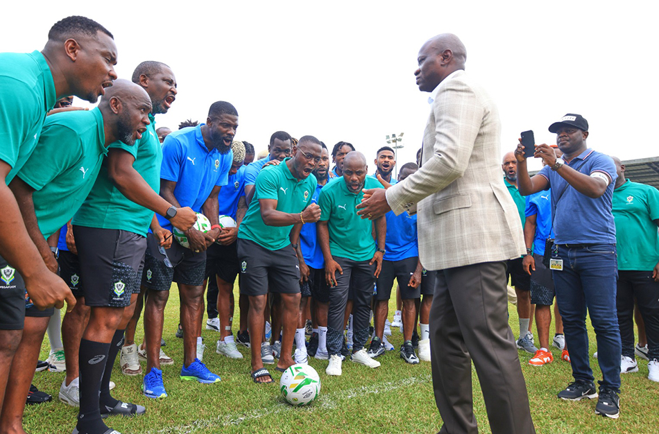 Éliminatoires du Mondial 2026 : le chef de l’Etat lance un message fort aux Panthères du Gabon