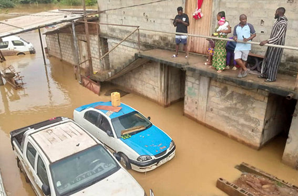 Franceville : les habitants perdent des biens suite aux inondations