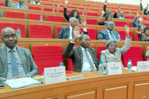 Adoption du projet de Loi de finances 2025 : une étape décisive pour le Gabon