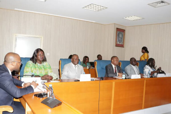 Assemblée nationale de la Transition : la création de l’Ordre national des géomètres en débat