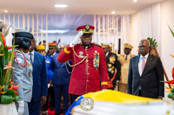 Brice Clotaire Oligui Nguema rend hommage à Oncle Didine