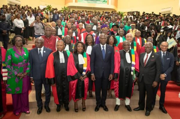 Cérémonie de remise de Diplômes à l’Université des Sciences de Santé en présence du président Oligui Nguema