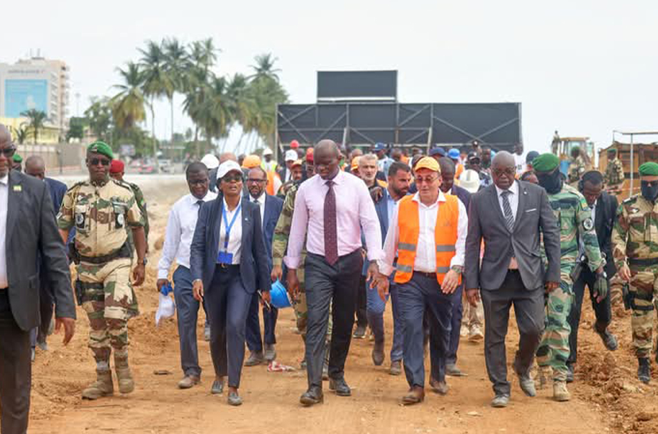 Façade maritime du champ Triomphal : Oligui Nguema en chef de chantier pour l’évaluation de l’avancement des travaux