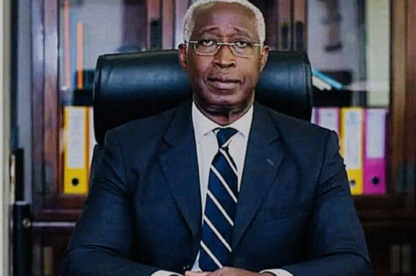Système d’évaluation et de notation des agents publics : Ndong Sima convie les responsables d’administrations à une réunion d’urgence