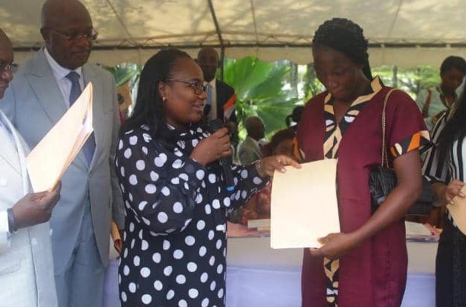 Gabon/opération citoyenneté et protection sociale : plus de 8000 actes de naissance en cours de distribution