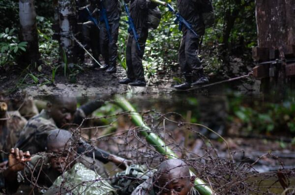 Gabon/Défense : les élèves officiers de l’ENFOMA à l’épreuve de la jungle gabonaise