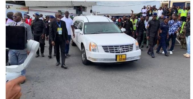 Gabon/nécrologie : Le fils du pays Aaron Boupendza accueilli en héros à Libreville