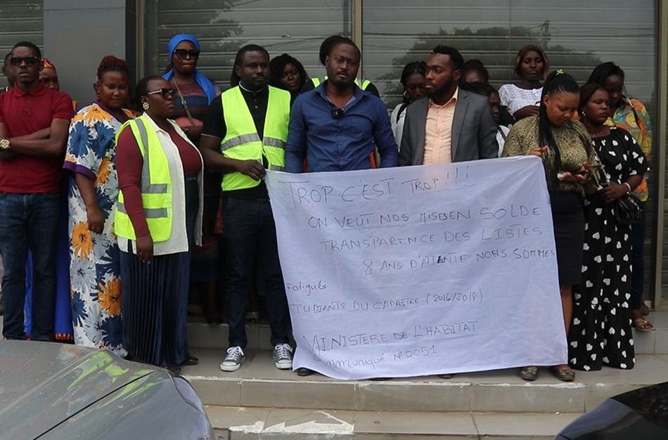 Ministère de l’Habitat : Des agents recrutés réclament transparence et respect du décret présidentiel