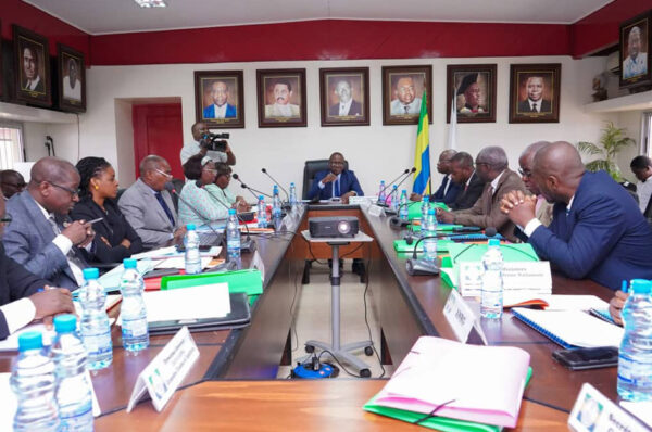 Enseignement supérieur : la CESP en session à l’UOB pour renforcer la qualité du privé