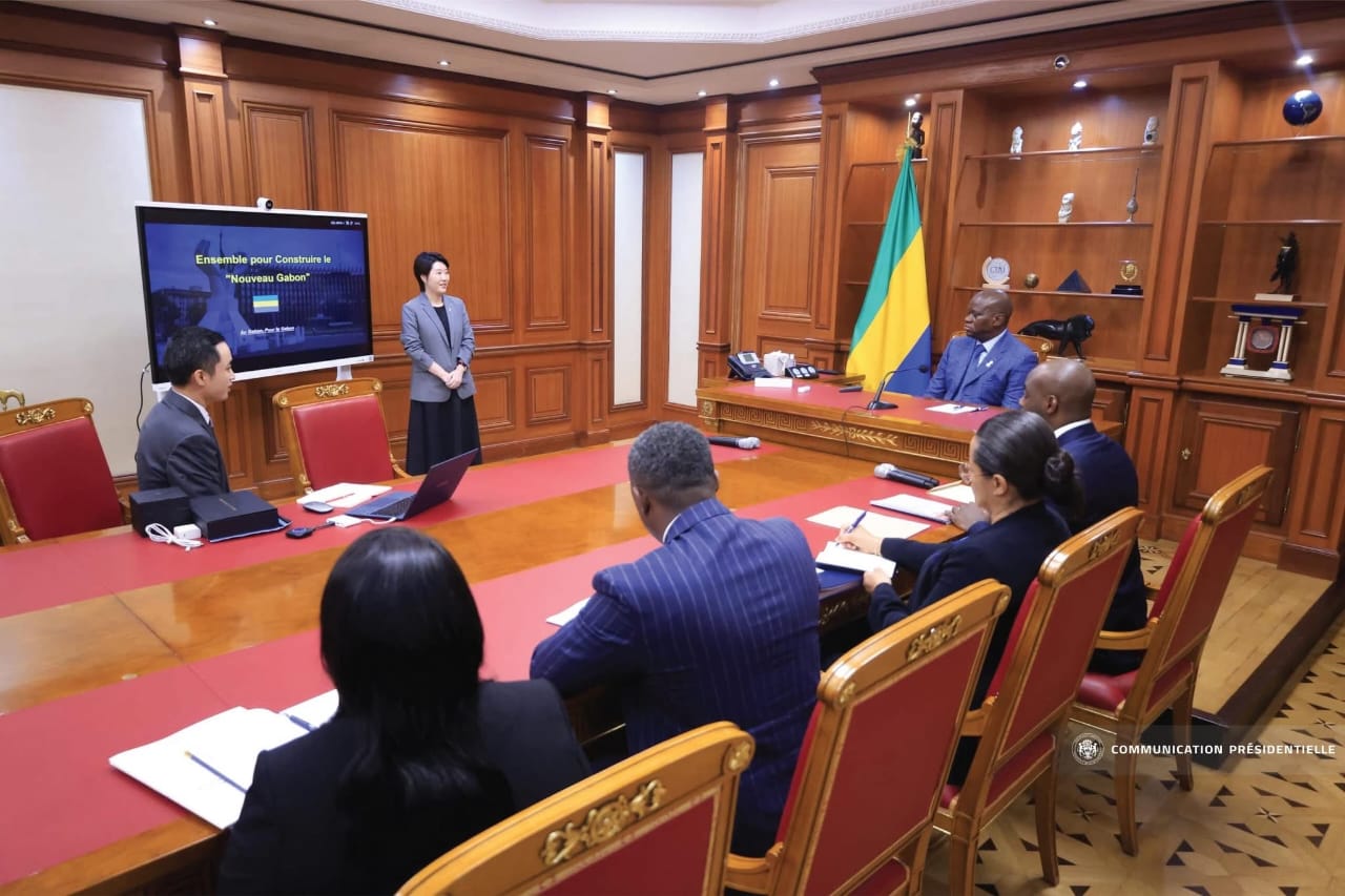 Vers une administration plus connectée : Huawei et le Gabon lancent un projet pilote d’éducation numérique‎