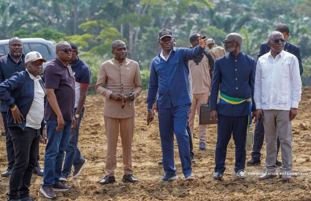 ‎‎Oyem/Projet de développement : Oligui Nguema en visite d&rsquo;inspection dans le septentrion pour évaluer l&rsquo;avancement des travaux‎