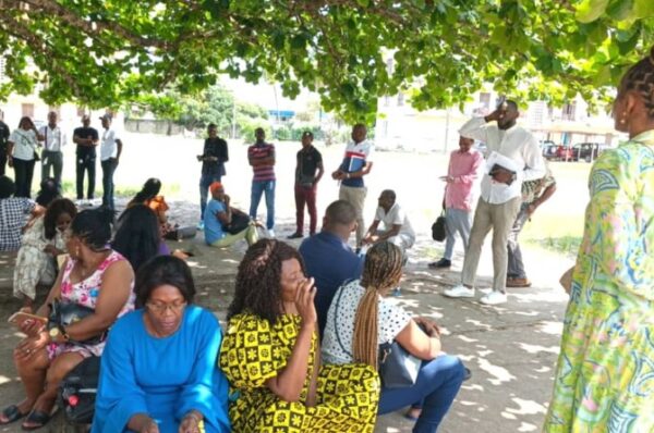 Gabon/Grève des enseignants : le Collectif SOS Éducation passe à l’action à Port-gentil