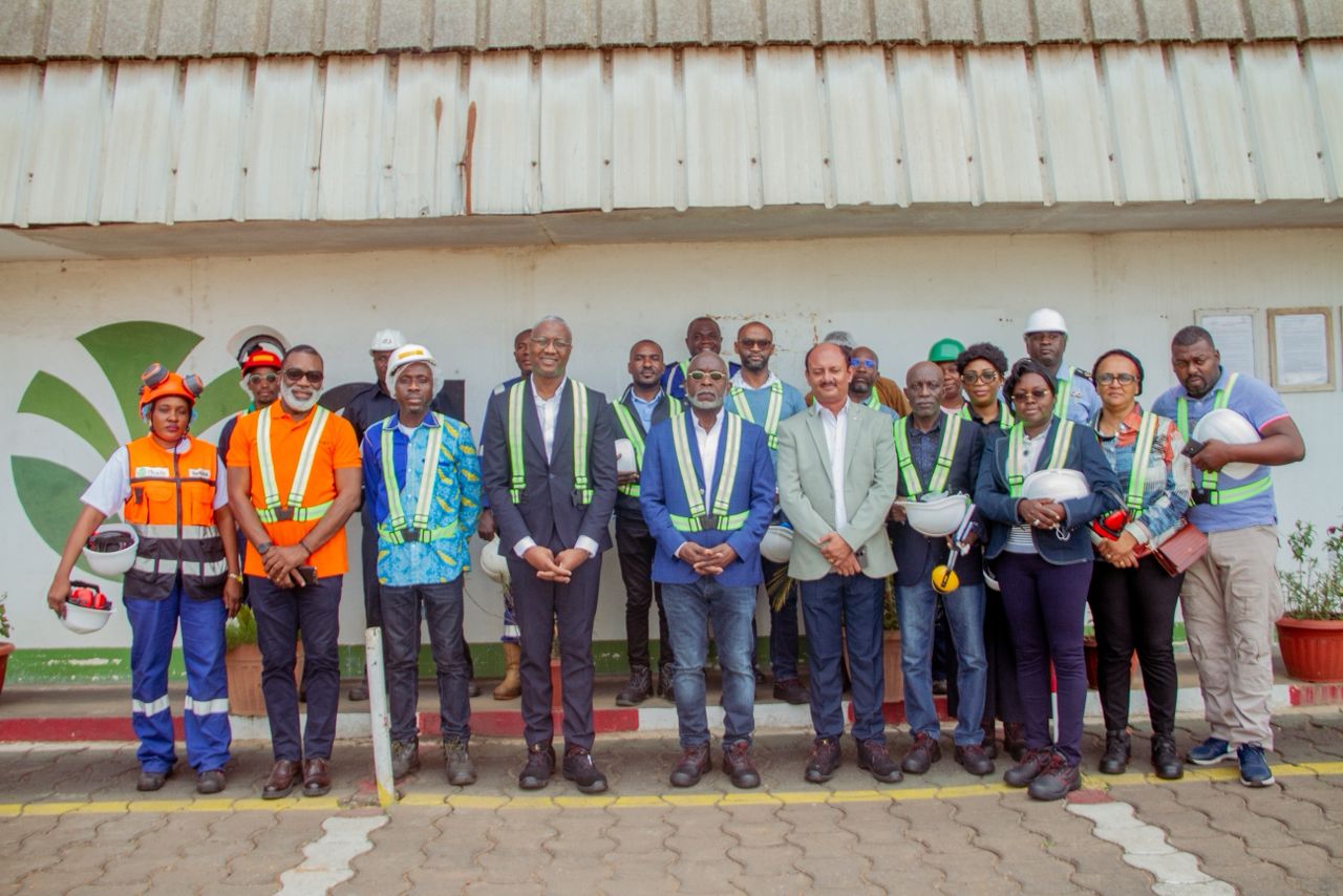 Olam Palm Gabon : le Ministre de l’Industrie salue la performance du Complexe Industriel de Lambaréné