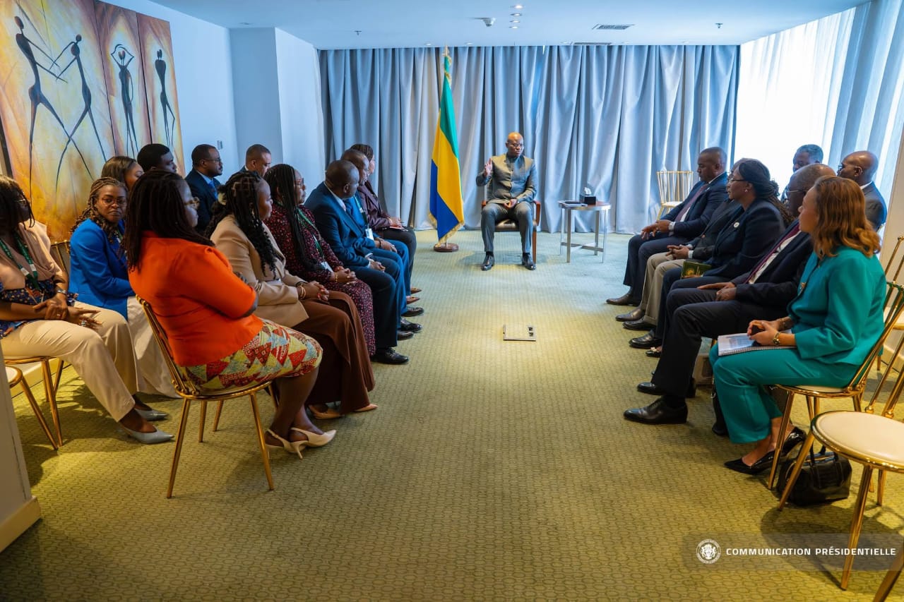 ‎Diplomatie : le Chef de l’État échange avec la mission diplomatique gabonaise à Addis-Abeba‎‎