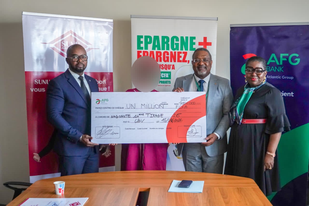 ‎AFG Bank Gabon et SUNU Assurances Vie récompensent une cliente avec 1 million de FCFA‎