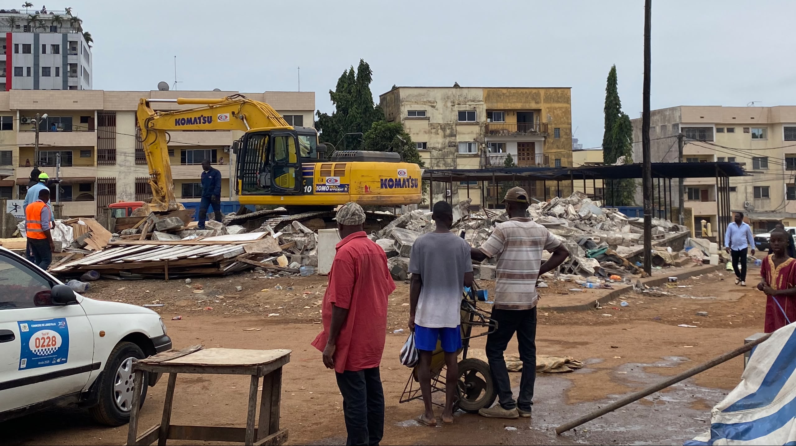 ‎‎La Peyrie/Construction d&rsquo;un nouveau marché : une ancienne préfecture démolie‎