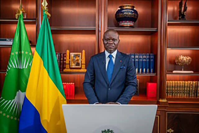 Emploi : Oligui Nguema mise sur l&rsquo;entrepreneuriat des jeunes
